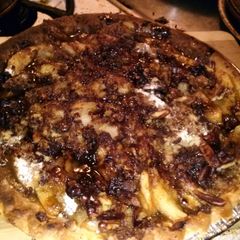 A picture of Pear Nut Tart.