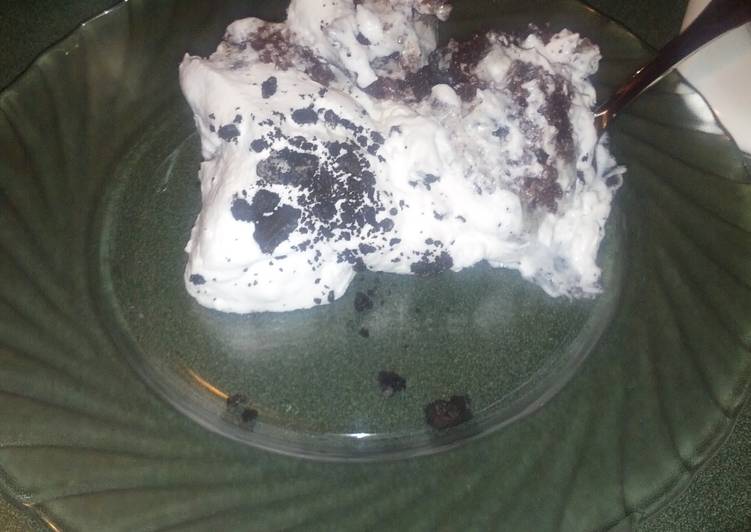 Simple Way to Prepare Homemade Oreo Pudding Cake