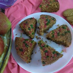 A picture of Apple oats and biscuit cake.