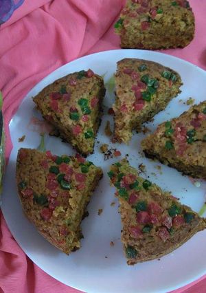 A picture of Apple oats and biscuit cake.