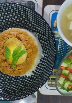 Foto resep Nasi Hainan Tim w/ Sup Tahu😘