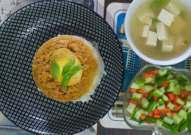 Nasi Hainan Tim w/ Sup Tahu😘