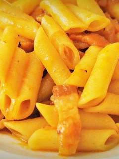 Una foto de Macarrones a la Amatriciana