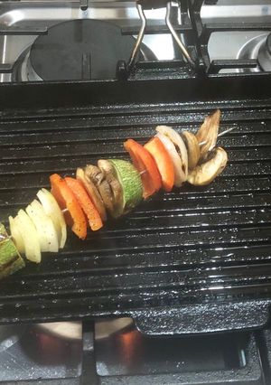 Una foto de Brocheta de vegetales