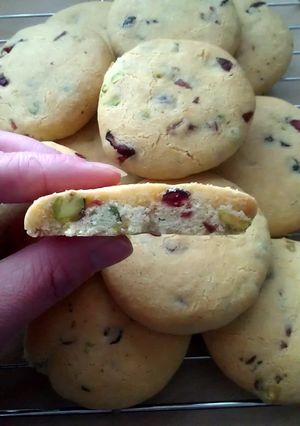A picture of Vickys Christmas Cranberry & Pistachio Cookies, GF DF EF SF.