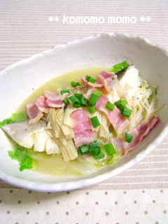 A picture of Microwave-Steamed Cod and Chinese Cabbage.