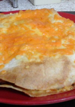 A picture of My Crispy Mixed Grill Pizza Wrap Sandwich 😋.