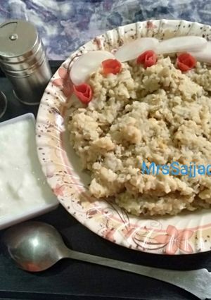 A picture of Moong lentil Khichdi.