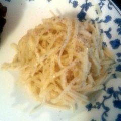 A picture of Tinklee's Parmesan Noodles.