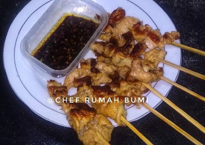 28. Sate Kulit Ayam, Sambal Kecap Pedas Manis