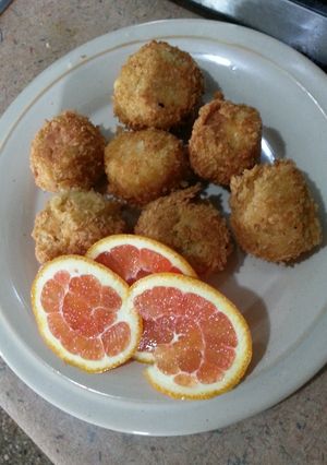 A picture of Canned chicken nuggets.