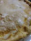Tarta agridulce de lomito, queso y ananá