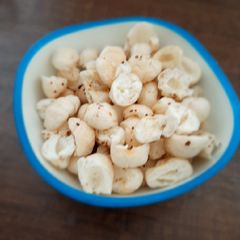 A picture of Crispy falahari makhana.