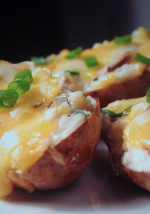 A picture of carla's potatoe and cheese.