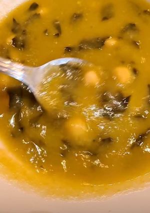 Foto de Sopa de Grão e Espinafres