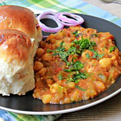 A picture of Pav Bhaji.