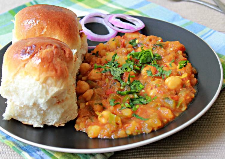 Simple Way to Make Favorite Pav Bhaji