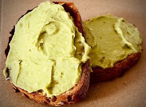 O poză a rețetei Pastă de avocado 🥑.