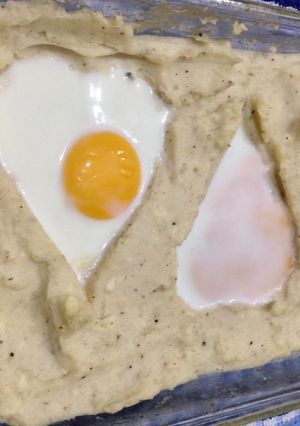 Una foto de Huevos con Puré