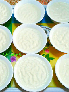 A picture of Rice Pudding.