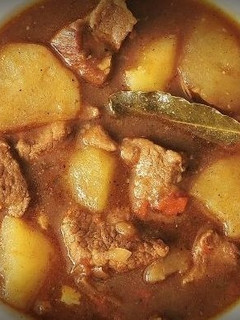 Una foto de Patates amb Suc (Patatas con caldo)