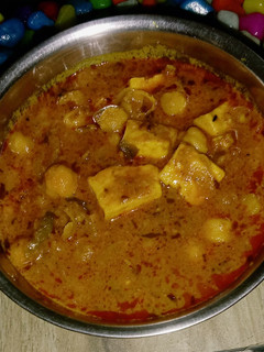 पनीर छोले मसाला (paneer chole masala recipe in Hindi) रेसिपी मुख्य फोटो