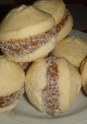 Una foto de Alfajores de maizena (sin harina)