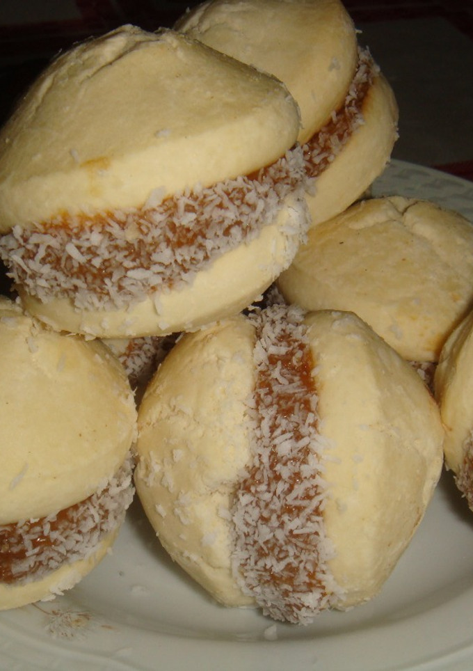 Una foto de Alfajores de maizena (sin harina)