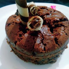 A picture of Oreo chocolate cake.