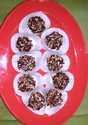 Foto resep Bola-bola oats biscuit simple