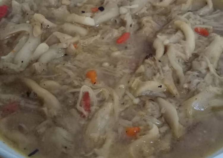 Resep Tumis jamur tiram + jamur enoki pedas yang Sempurna