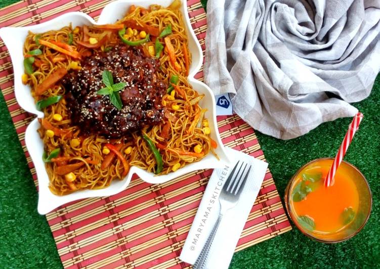 Simple Way to Prepare Any-night-of-the-week Stirfry veggies pasta with honey BBQ meatball sauce
