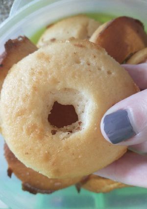 Una foto de Donas al horno de yogurt esponjosas y livianas