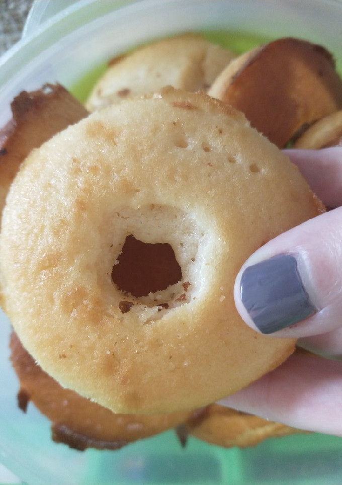 Una foto de Donas al horno de yogurt esponjosas y livianas