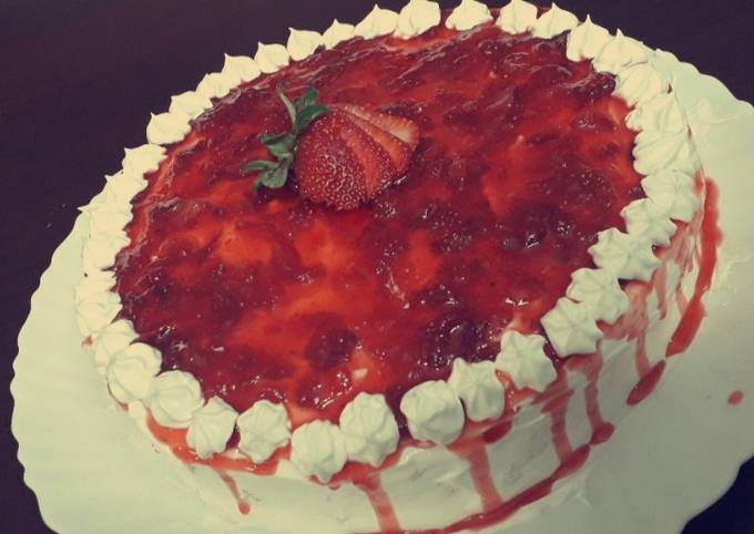 Step-by-Step Guide to Prepare Quick Strawberry cake