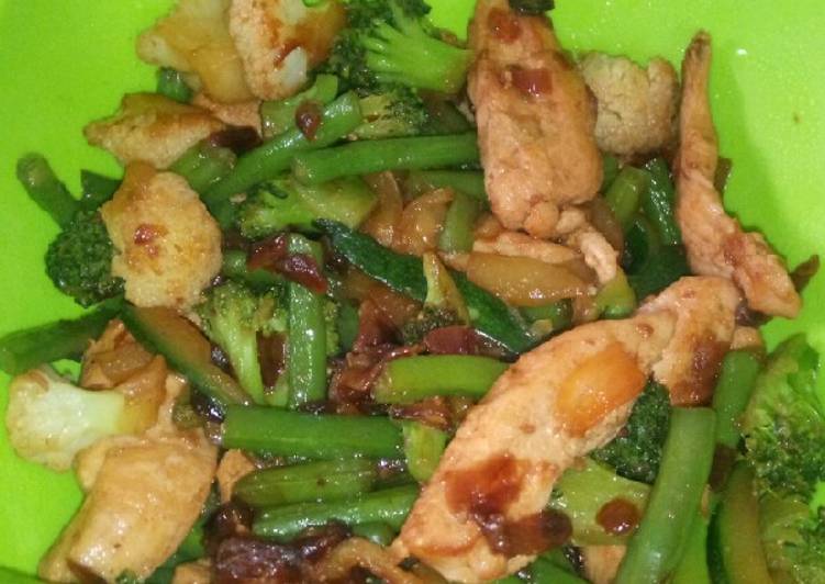 Step-by-Step Guide to Prepare Super Quick Homemade Chicken vegetable stir fry