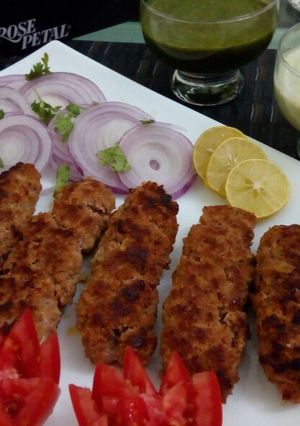A picture of Seekh kabab.