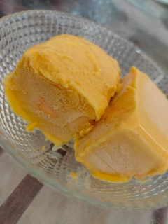 A picture of Mango Ice cream🍧🍨.