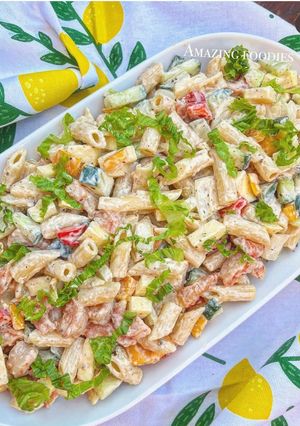 A picture of Chicken and Vegetables Creamy Pasta Salad.