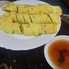 A picture of Rolled Fish Egg.