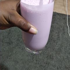 A picture of Blueberry milkshake.