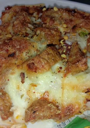 A picture of Chicken Pizza.