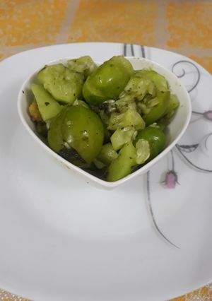 عکسی از دستور هلی کتنی با خیار و آلوچه (دشکن ، بشکن)