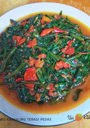 Foto resep Tumis kangkung terasi pedas