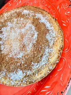 Una foto de BUDÍN DE 🍎MANZANA🍎 CON CRUMBLE DE 🥥COCO🥥 Y CANELA🍎🥥🍎🤩