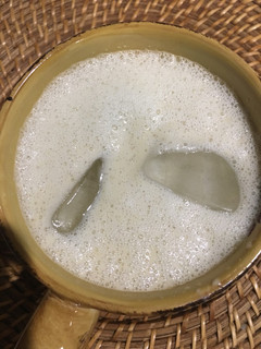 Una foto de Batido de Almendras-Kiwi-Pera (smoothie)