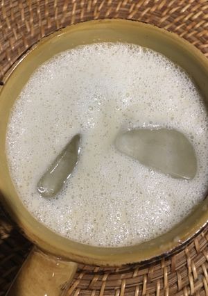 Una foto de Batido de Almendras-Kiwi-Pera (smoothie)