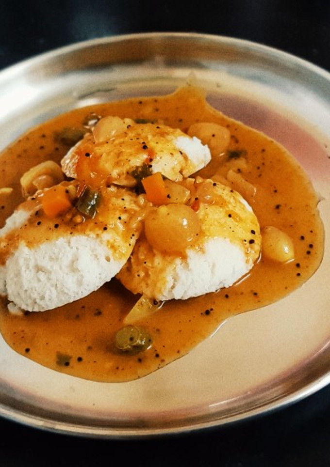 ஹோட்டல் சாம்பார்/பொட்டுக்கடலை சாம்பார்(pottukadalai sambar recipe in tamil) செய்முறை முக்கிய புகைப்படம்