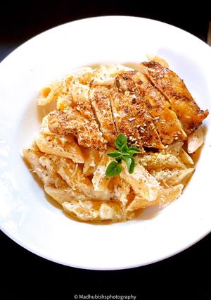 A picture of Grilled Chicken Alfredo Pasta.