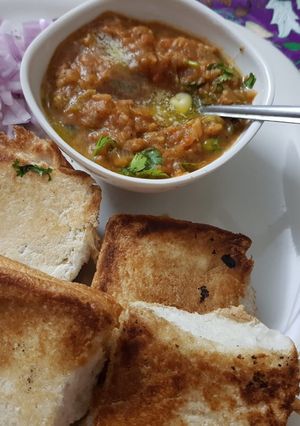 A picture of Pav Bhaji.